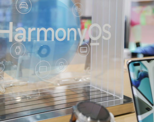 Huawei Harmony OS stand